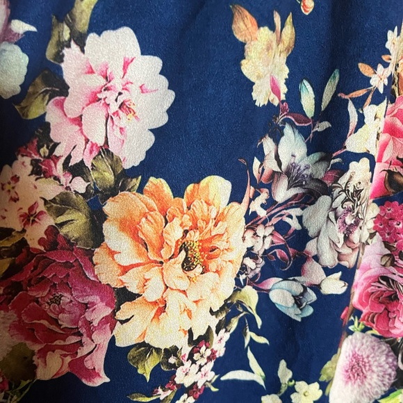 Dress - Picture 6 of 8